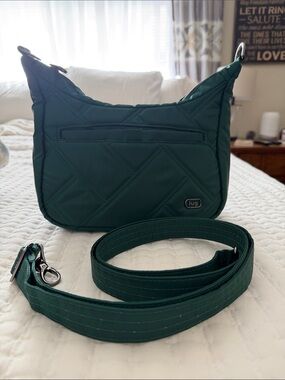 lug Scamper in Wickedly green  Crossbody Bag
